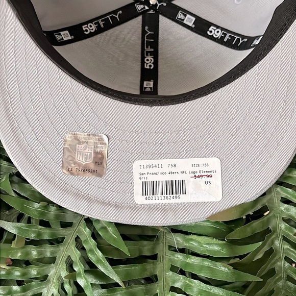 Brand New NEW ERA San Francisco 49ers Light Gray Hat Embroidered Logo Hat NFL - Picture 12 of 15